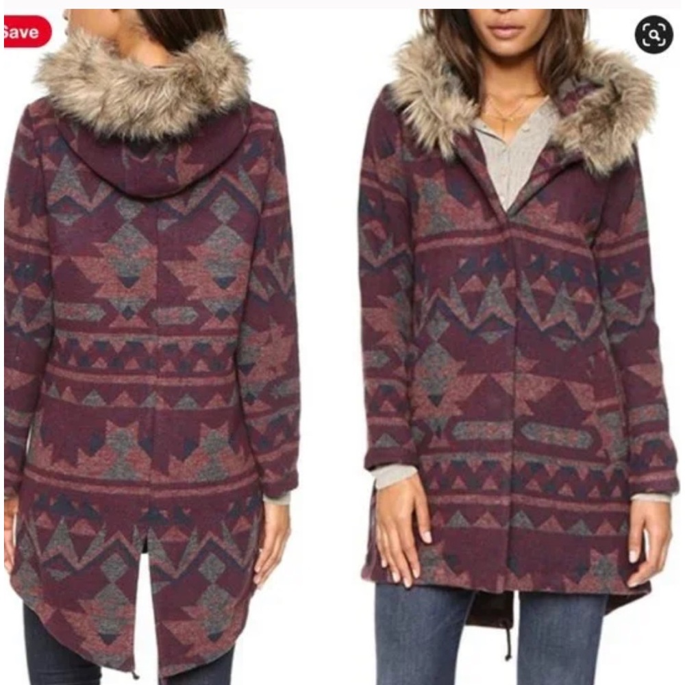 BB Dakota Aztec coat w faux fur hood - size medium NWOT.
